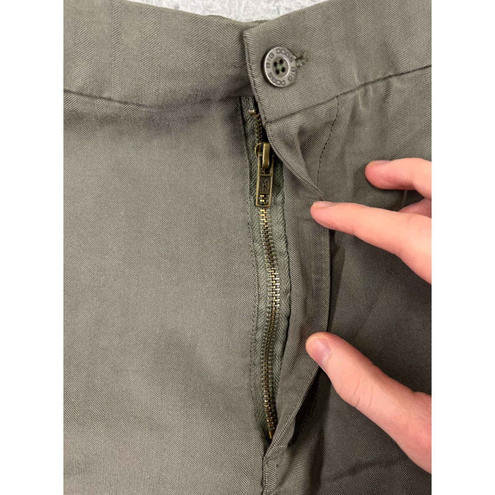 Big Dogs Big Dogs Mens Shorts 42 Green Rayon Blend Chino Beach Aloha Pattern Striped Casual Fall Spring Summer Mens Size US 42 / EU 58 - 7 Thumbnail