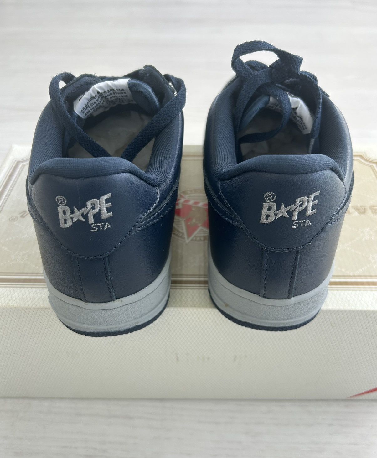 Bape VERY RARE OG 2004 A BATHING APE NAVY BAPESTA Size US 9.5 / EU 42-43 - 4 Thumbnail