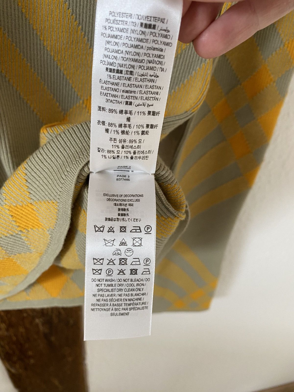 Burberry Burberry Fine Knitted Sweatshirt With Check-Pattern Size US S / EU 44-46 / 1 - 6 Thumbnail