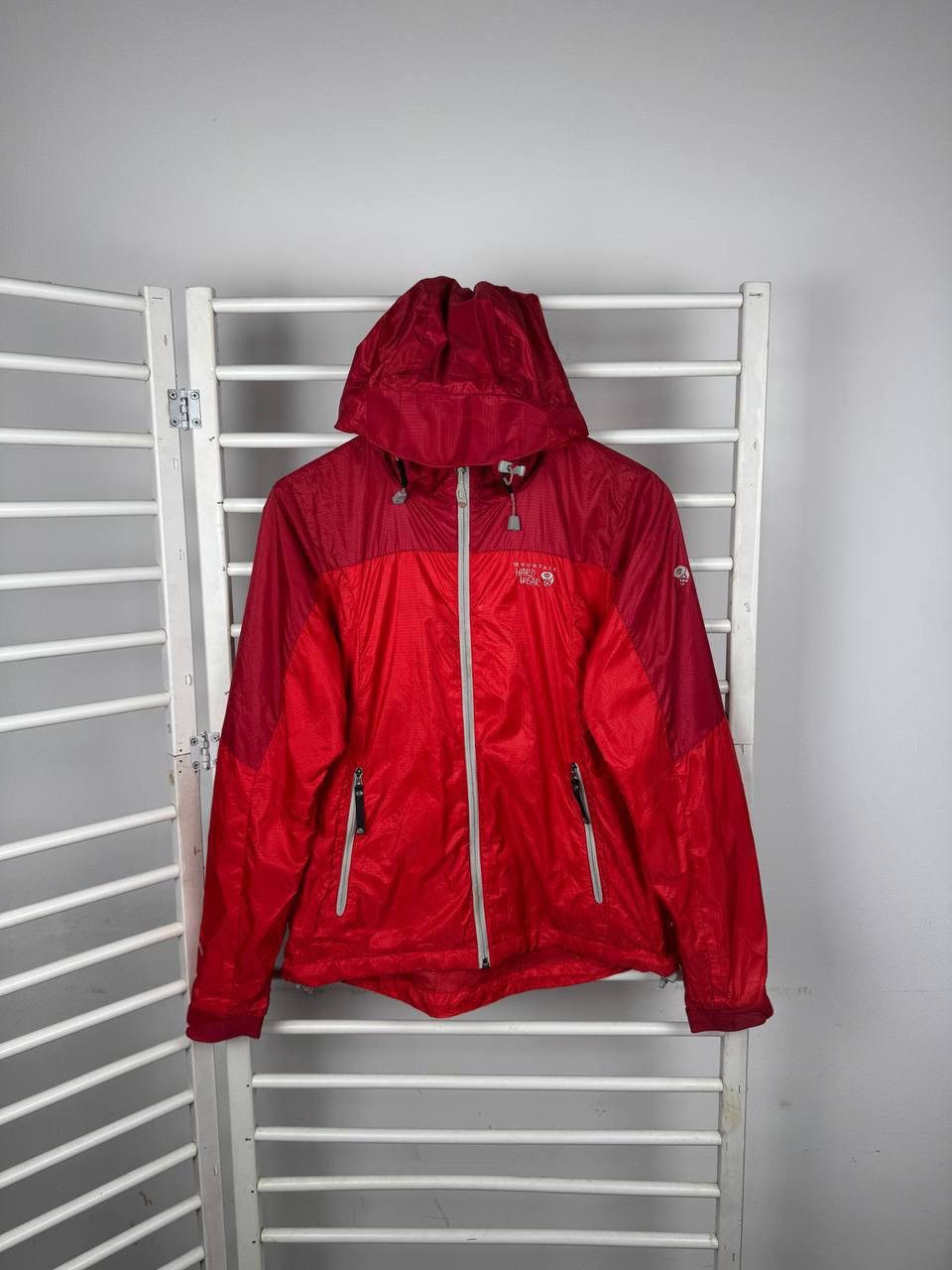 Mountain Hardwear Mountain HardWear Red Windbreaker Size M / US 6-8 / IT 42-44 - 1 Thumbnail