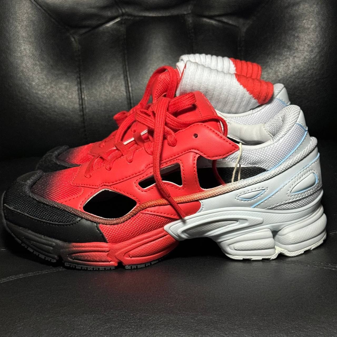 Adidas × Raf Simons 6us Adidas Raf Simons Ozweego Replicant Size US 6 / EU 39 - 3 Thumbnail