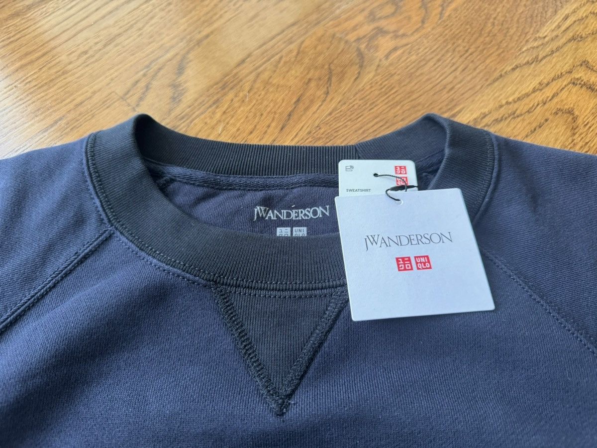 JW Anderson × Uniqlo Small JW Anderson Sweatshirt Navy Coat of Arms Crest Shirt Size US S / EU 44-46 / 1 - 10 Thumbnail