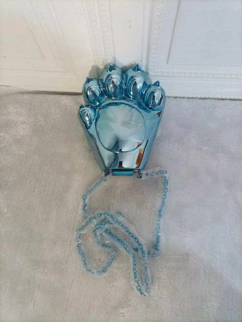 Kenzo KENZO Limited Tiger Claw Chain Bag. Size ONE SIZE - 1 Thumbnail