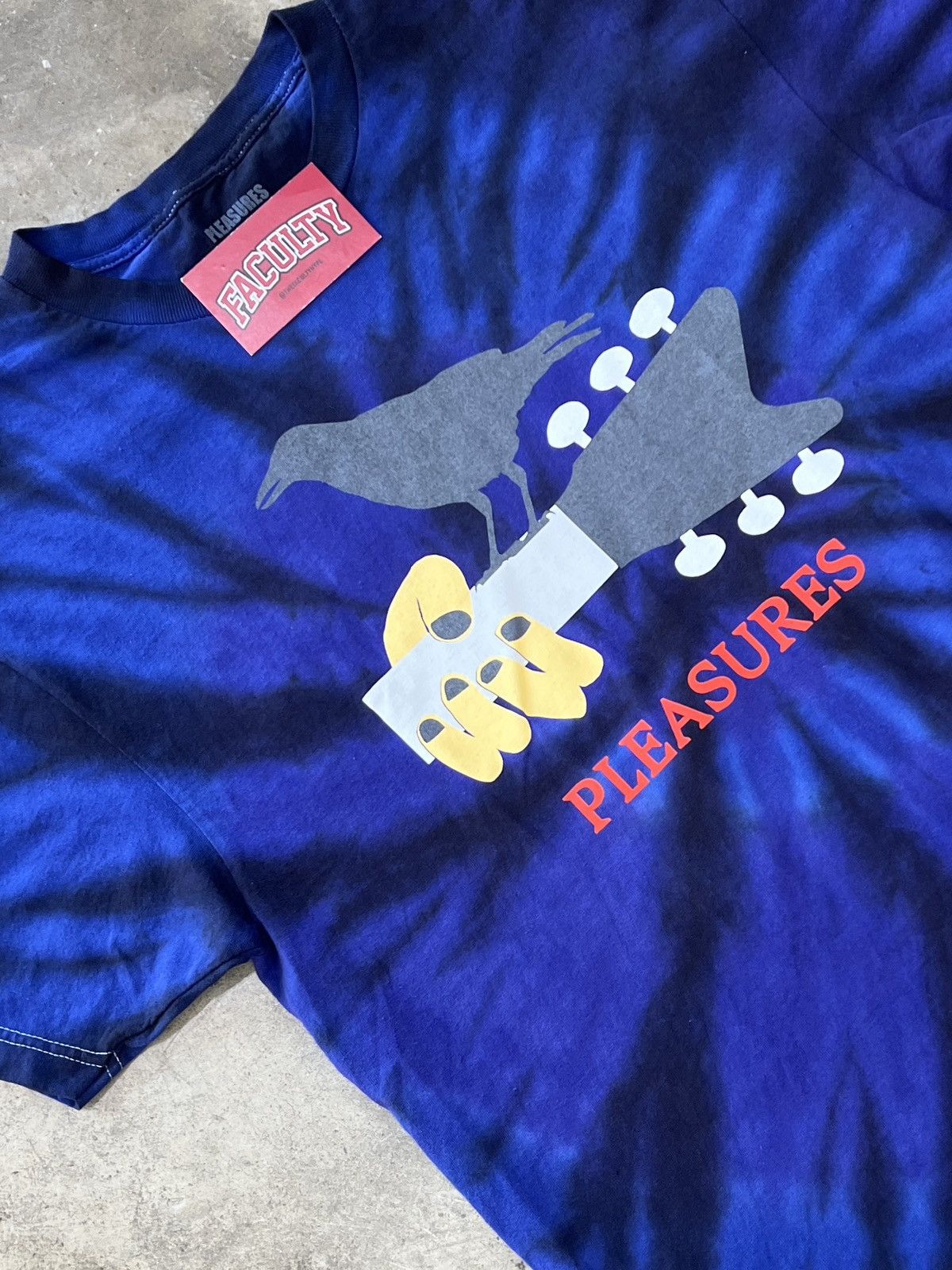 Pleasures Pleasures Festival Guitar Tee Sz. Large Size US L / EU 52-54 / 3 - 1 Thumbnail