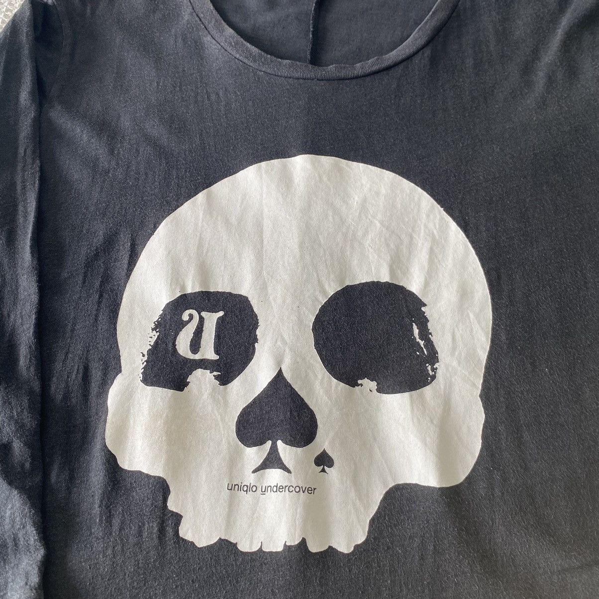 Undercover × Uniqlo Thrashed Faded Undercover x Uniqlo ERD GRUNGE SKULL TEE Size US XL / EU 56 / 4 - 4 Thumbnail
