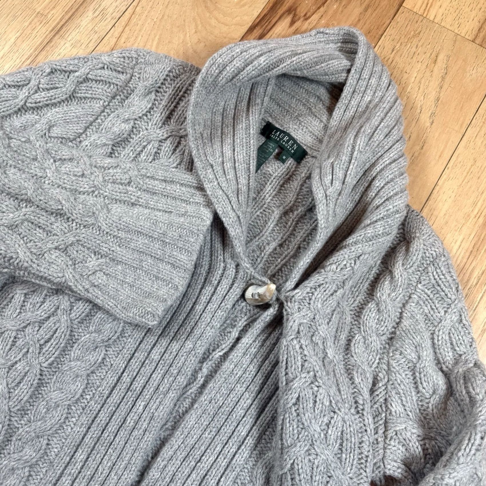 Vintage Lauren Ralph Lauren Cardigan Wool Cable-Knit Sweater Womens Medium gray Rabbit-knit, Cable Knit, Wool, Cardigan, Sweater M, Women Size M / US 6-8 / IT 42-44 - 2 Thumbnail