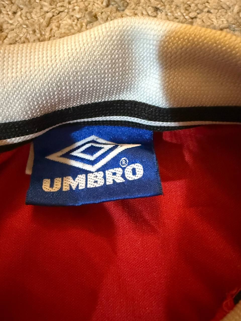 Umbro Vintage jersey Manchester United Umbro 1998–2000 TREBLE Size US L / EU 52-54 / 3 - 7 Thumbnail