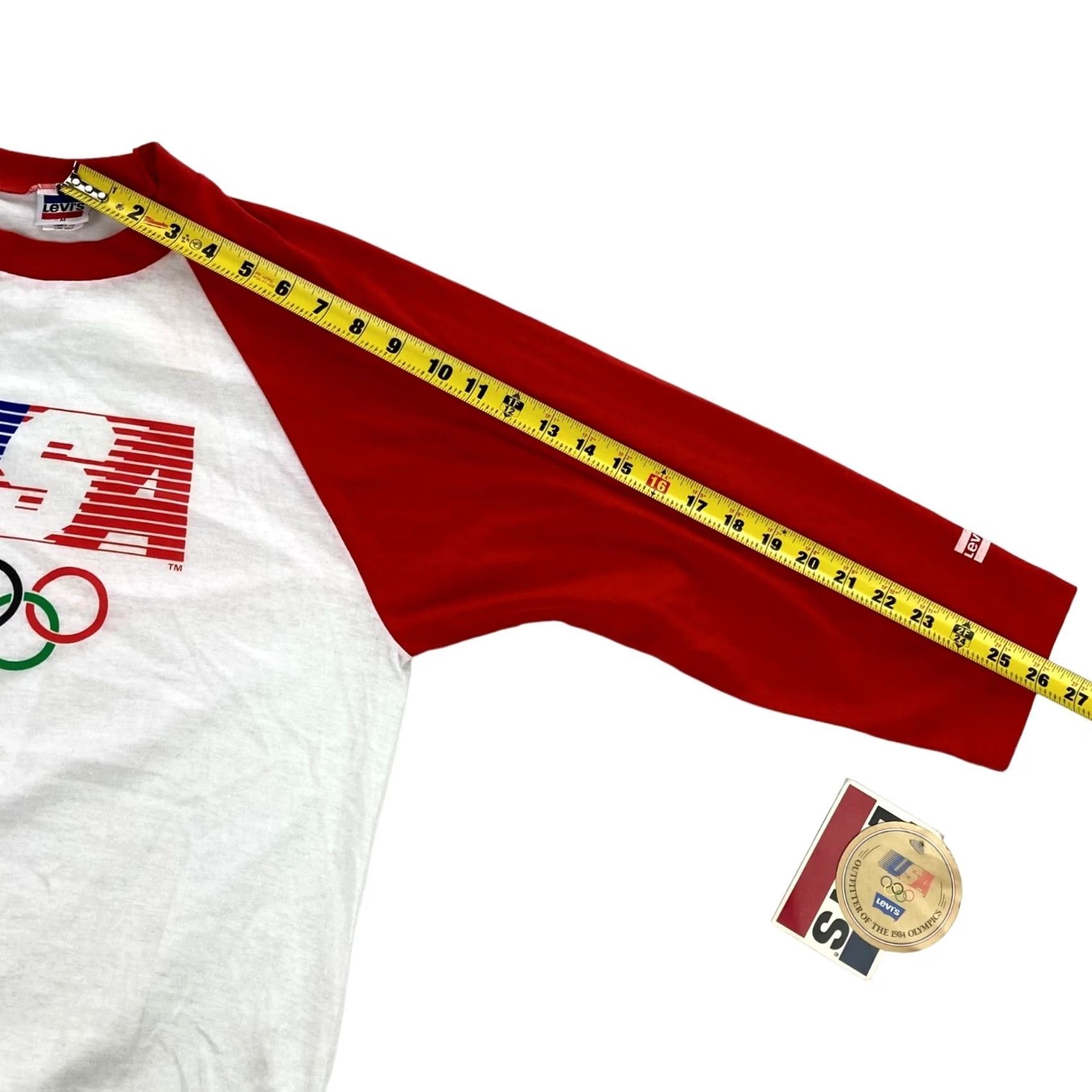 Levi's VTG Levi's 1984 Olympics Raglan Baseball T-Shirt Mens White Red 3/4 Sleeve Medium USA Raglan Graphic Tee Vintage Size US L / EU 52-54 / 3 - 7 Thumbnail