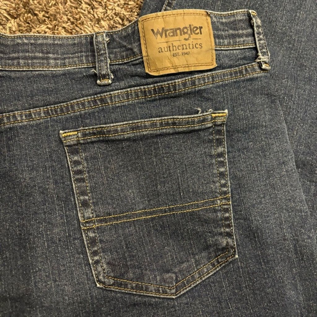 Wrangler Men’s Wrangler Authentics Jeans Size US 44 / EU 60 - 2 Thumbnail