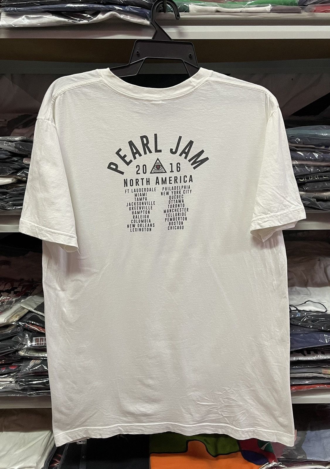 Band Tees Tour Tee x Pearl Jam🔥🔥🔥 Size US L / EU 52-54 / 3 - 5 Thumbnail