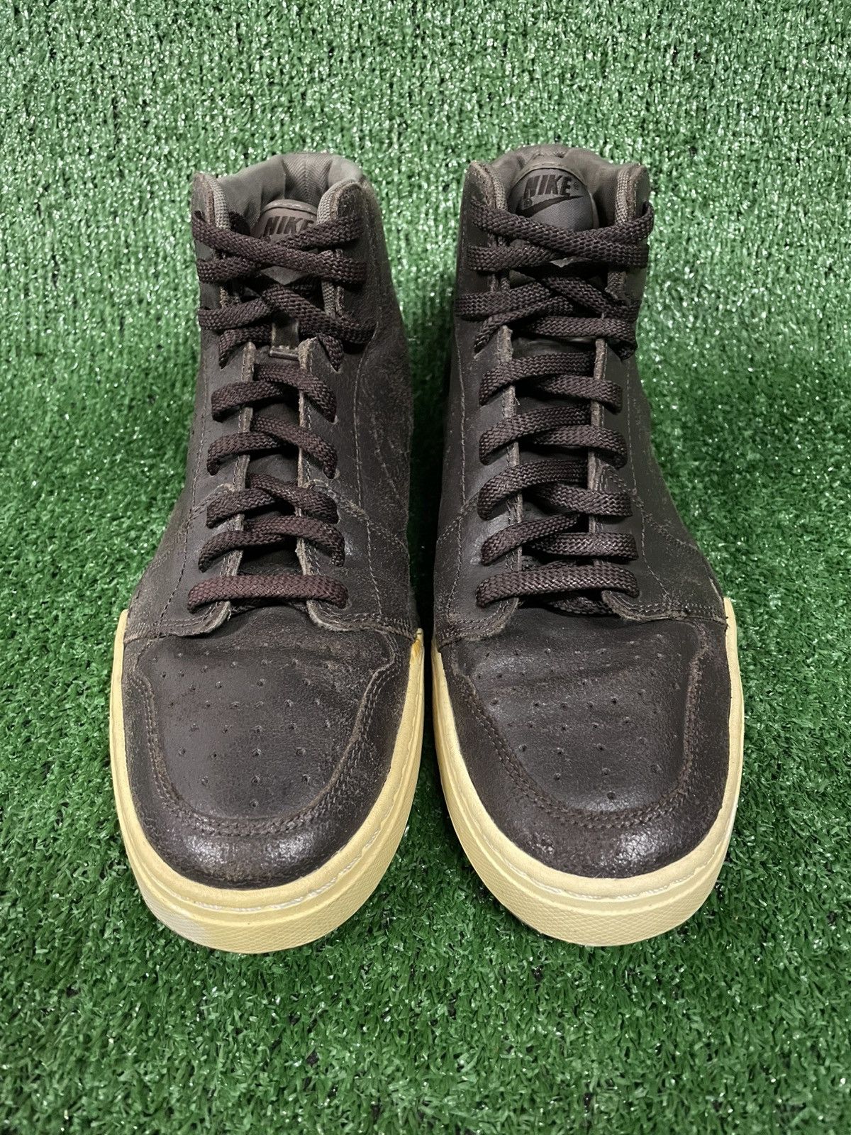 Nike Nike Air Royal Mid High Hi Neu Boot Karst US10UK9 EUR44 CM28 Size US 10 / EU 43 - 2 Thumbnail