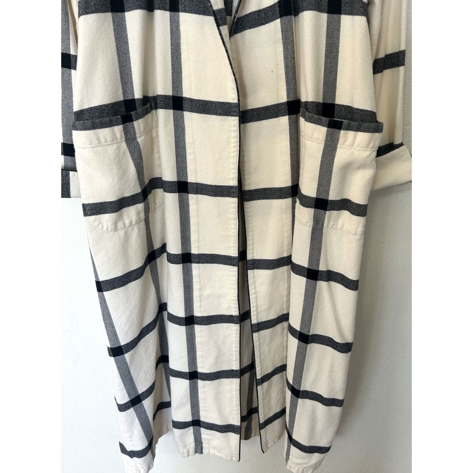 Ralph Lauren Lauren Ralph Lauren Robe Womens S Ivory Black Cotton Flannel Logo Check Belted Pockets Kimono Tie Bedtime Bath Spa LRL Size ONE SIZE - 5 Thumbnail