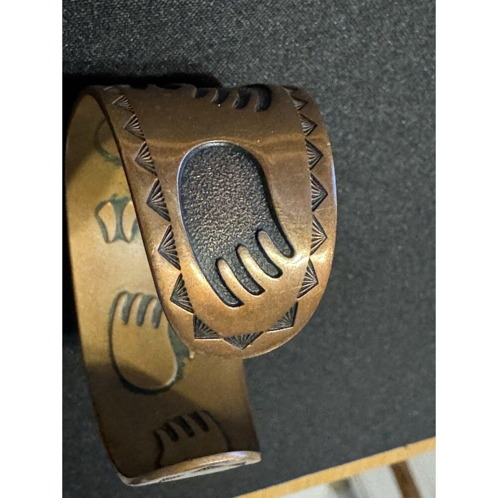 Other Signed Native Copper Bear Paw Cuff Bracelet Size ONE SIZE - 4 Thumbnail