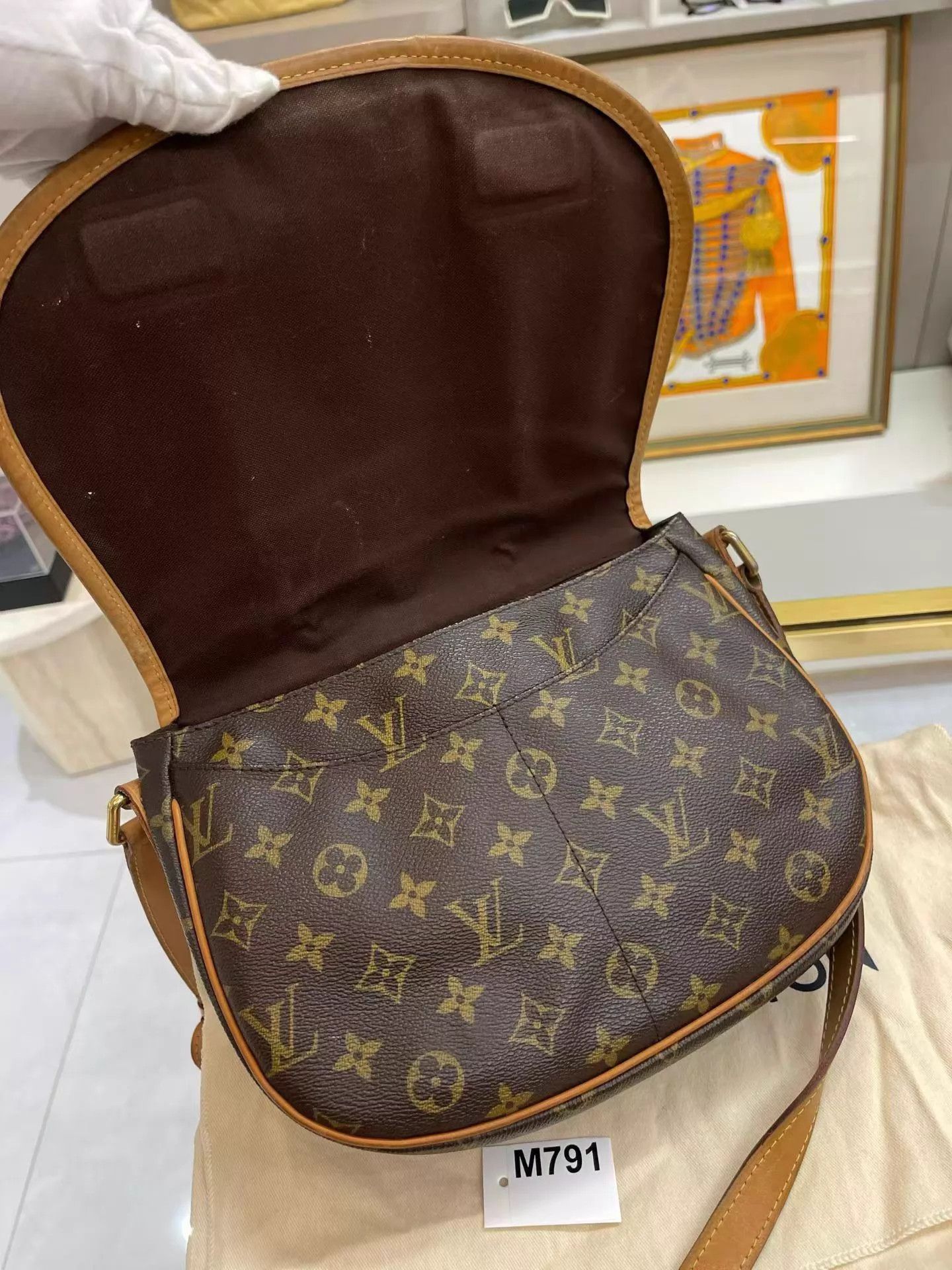 Louis Vuitton Louis Vuitton Pumpkin PM Bag 28x21x8 Good Condition Size ONE SIZE - 8 Thumbnail