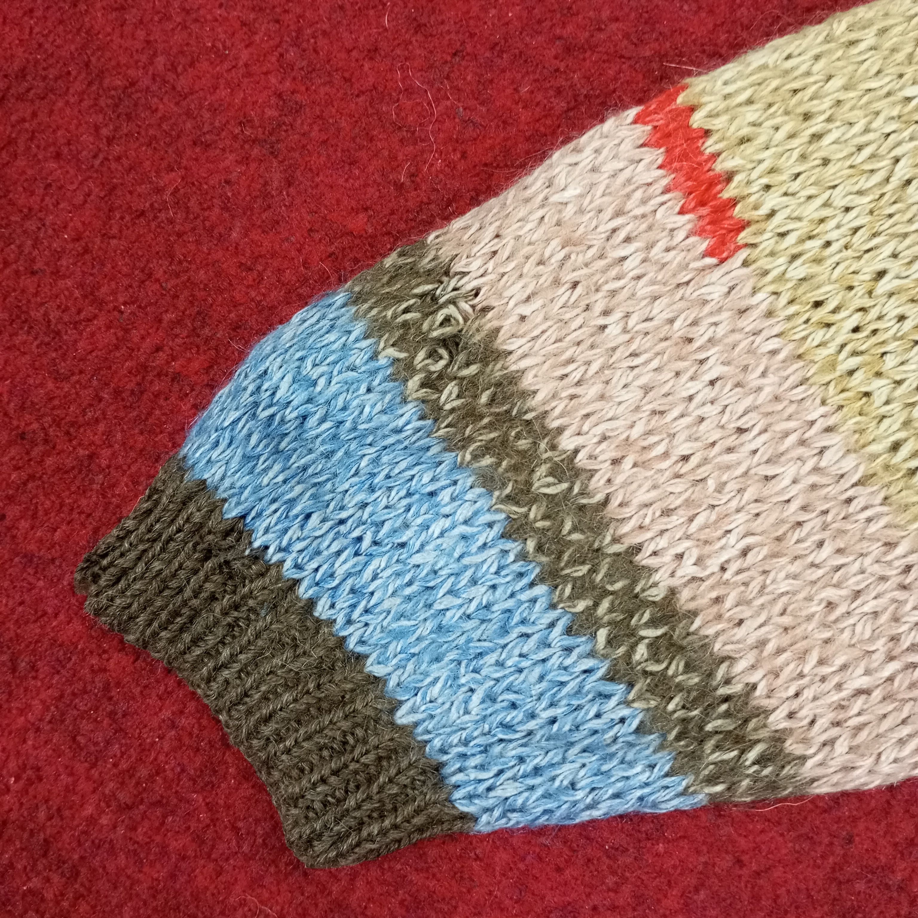 Vintage Cardigan Colourful Design Distressed Knitwear Sweater Size US S / EU 44-46 / 1 - 6 Thumbnail