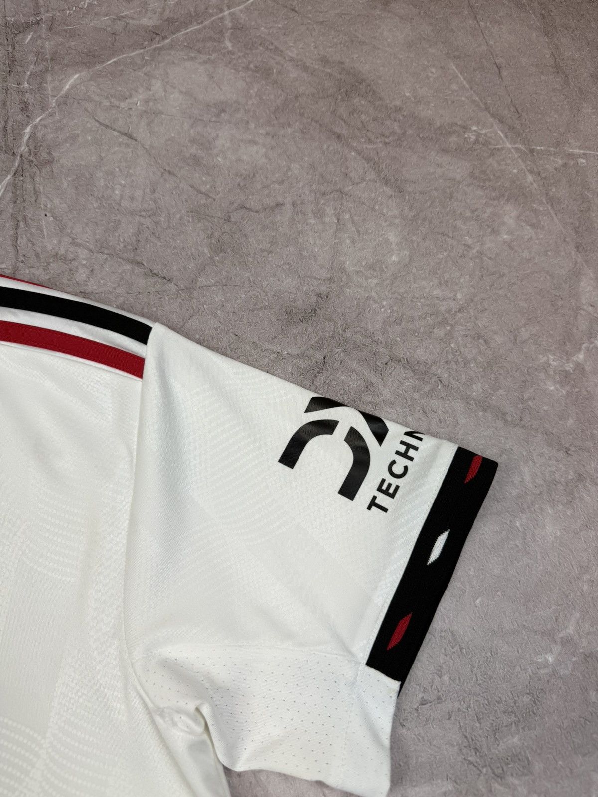 Adidas Adidas Manchester United 2022/23 Away Jersey - Size M Size US M / EU 48-50 / 2 - 6 Thumbnail