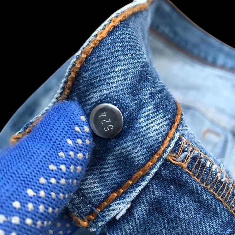 Levi's Vintage Levis 501 lightwash dirty faded jean 90s usa W30x29 Size US 30 / EU 46 - 16 Thumbnail