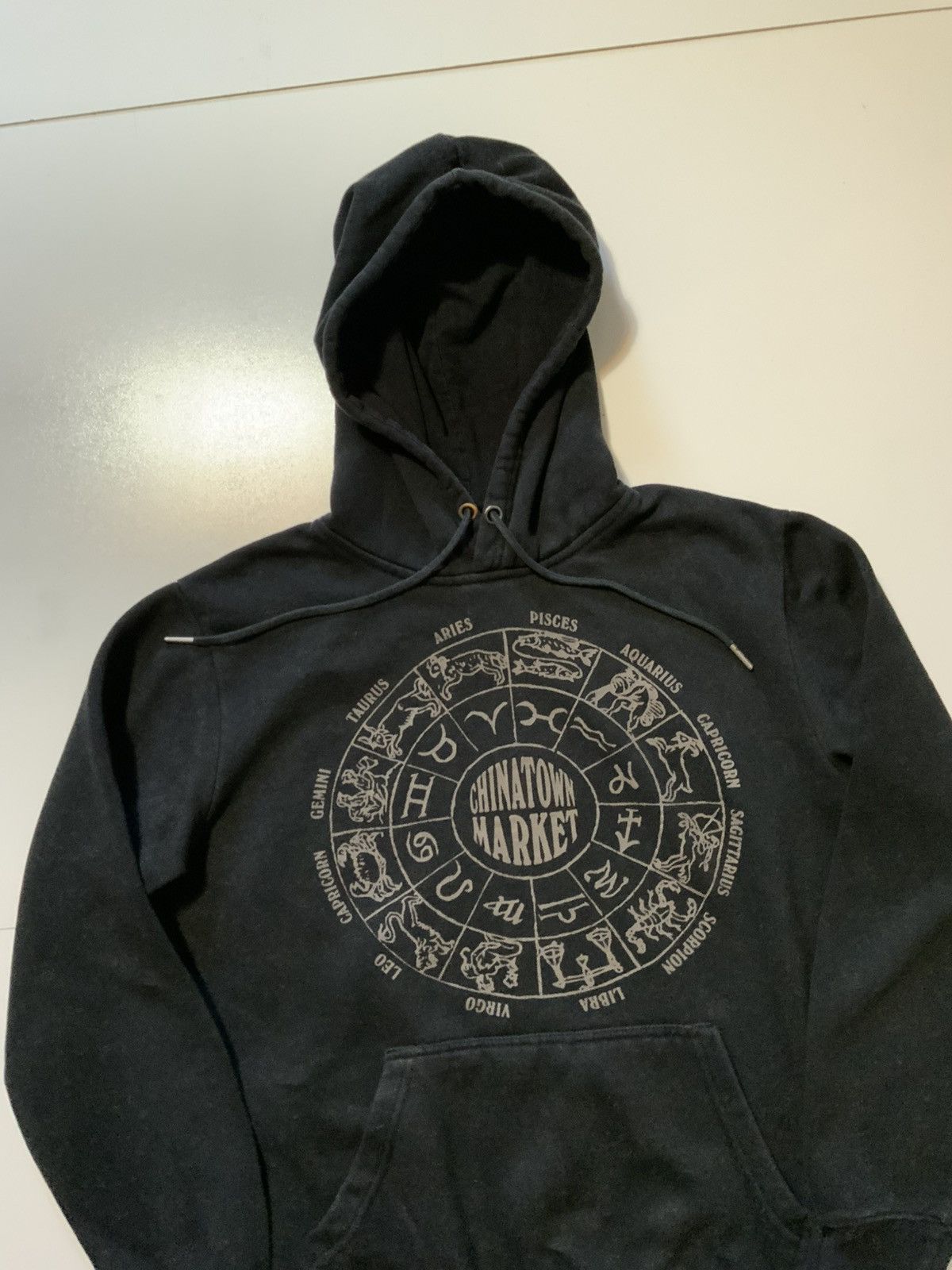 Market Chinatown Market Zodiac Sign Black Pullover Fleece Hoodie Size US S / EU 44-46 / 1 - 3 Thumbnail