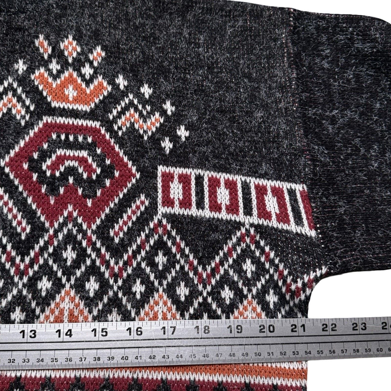 Sears Vintage Sears Mens Store Sweater Men Large Black Geometric Size US L / EU 52-54 / 3 - 4 Thumbnail