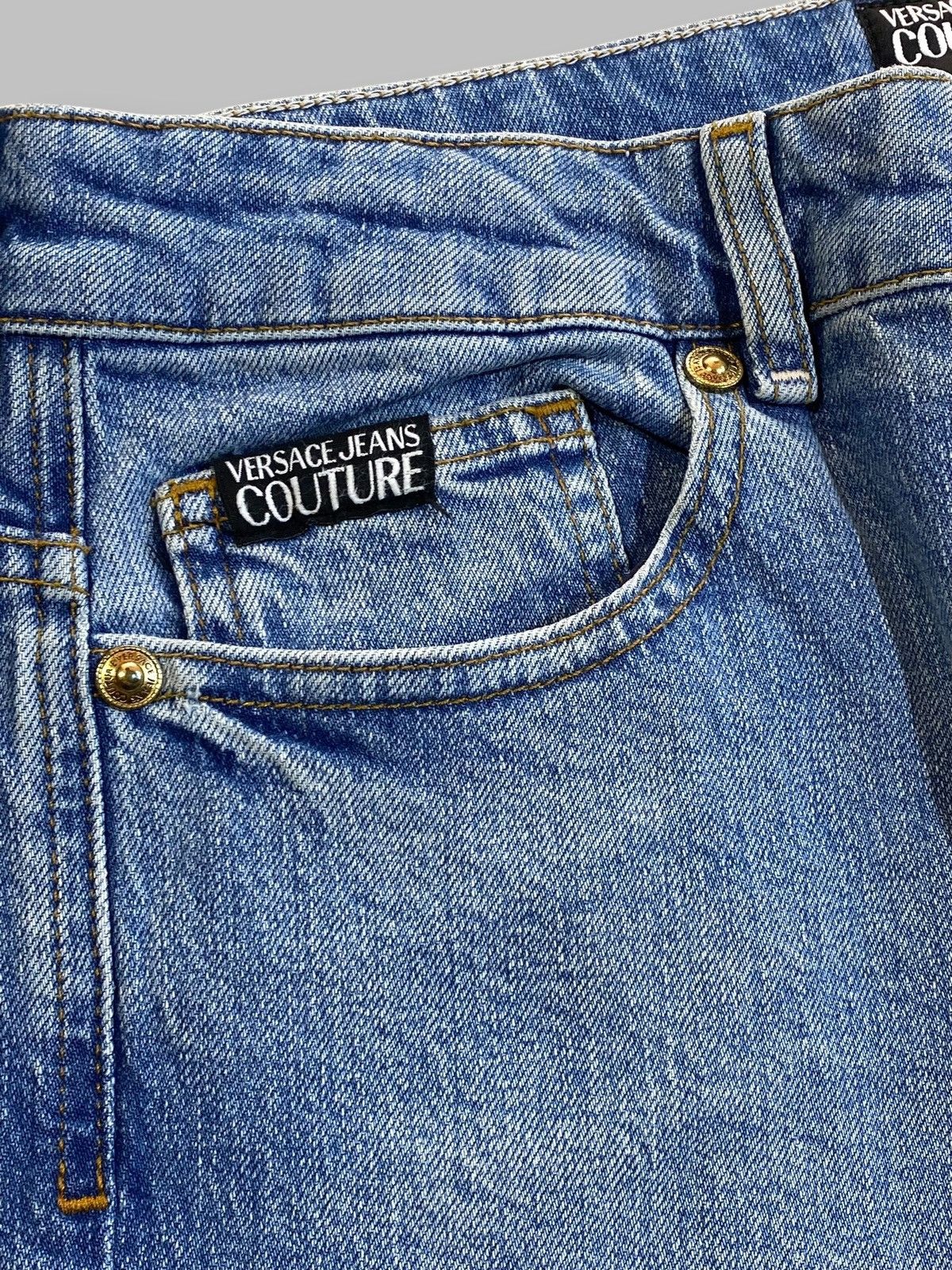 Versace Versace Jeans Couture Crop Flared Washed Denim Jeans Pants Size 28" / US 6 / IT 42 - 14 Thumbnail
