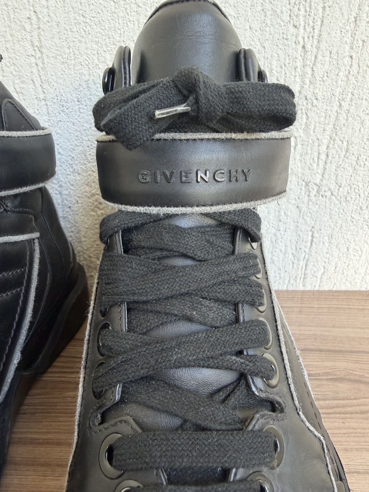 Givenchy Tyson high sneaker by Riccardo Size US 8 / EU 41 - 7 Thumbnail