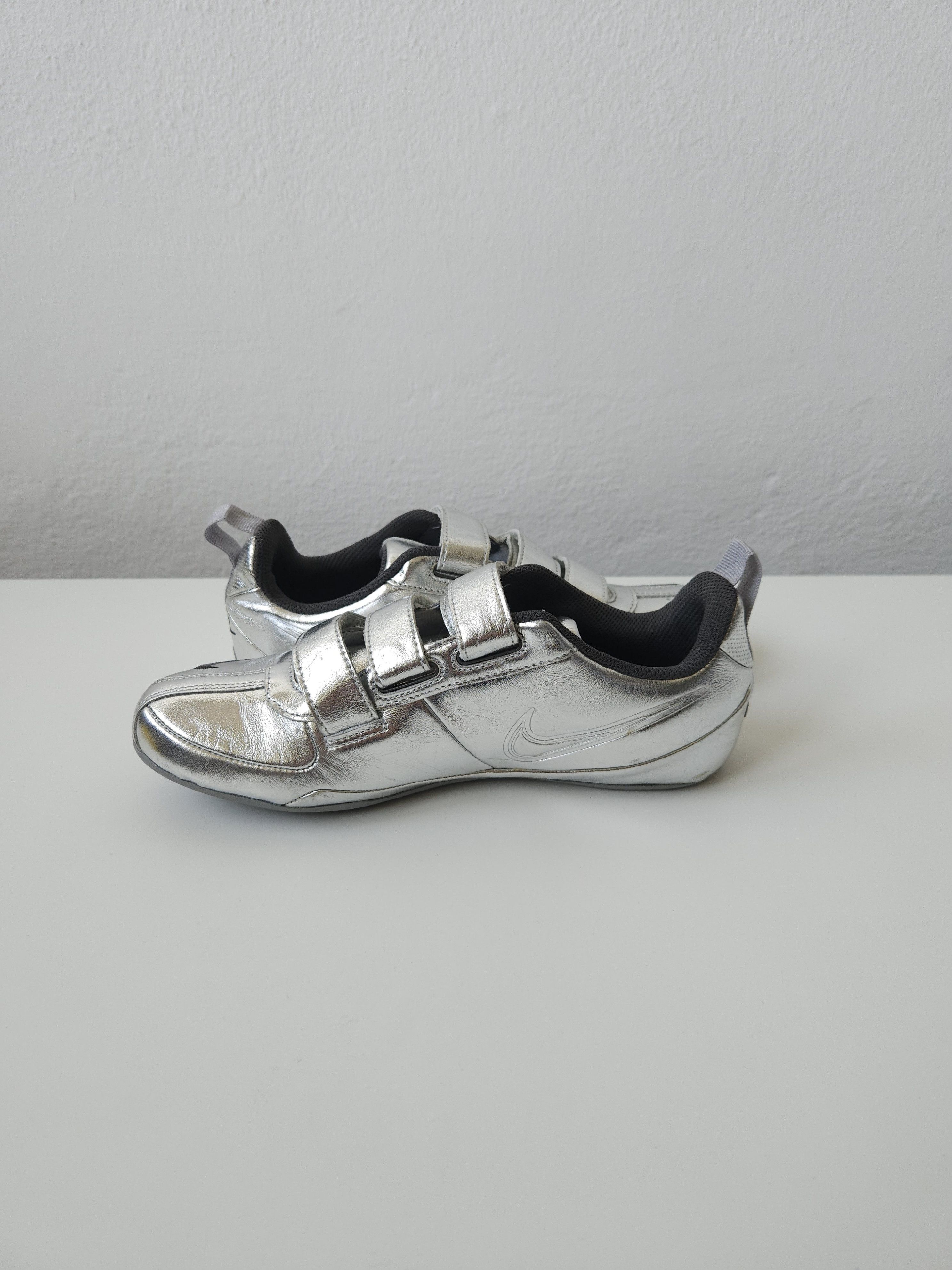 Nike Vintage y2k nike fixed speed v silver Size US 6.5 / IT 36.5 - 10 Thumbnail
