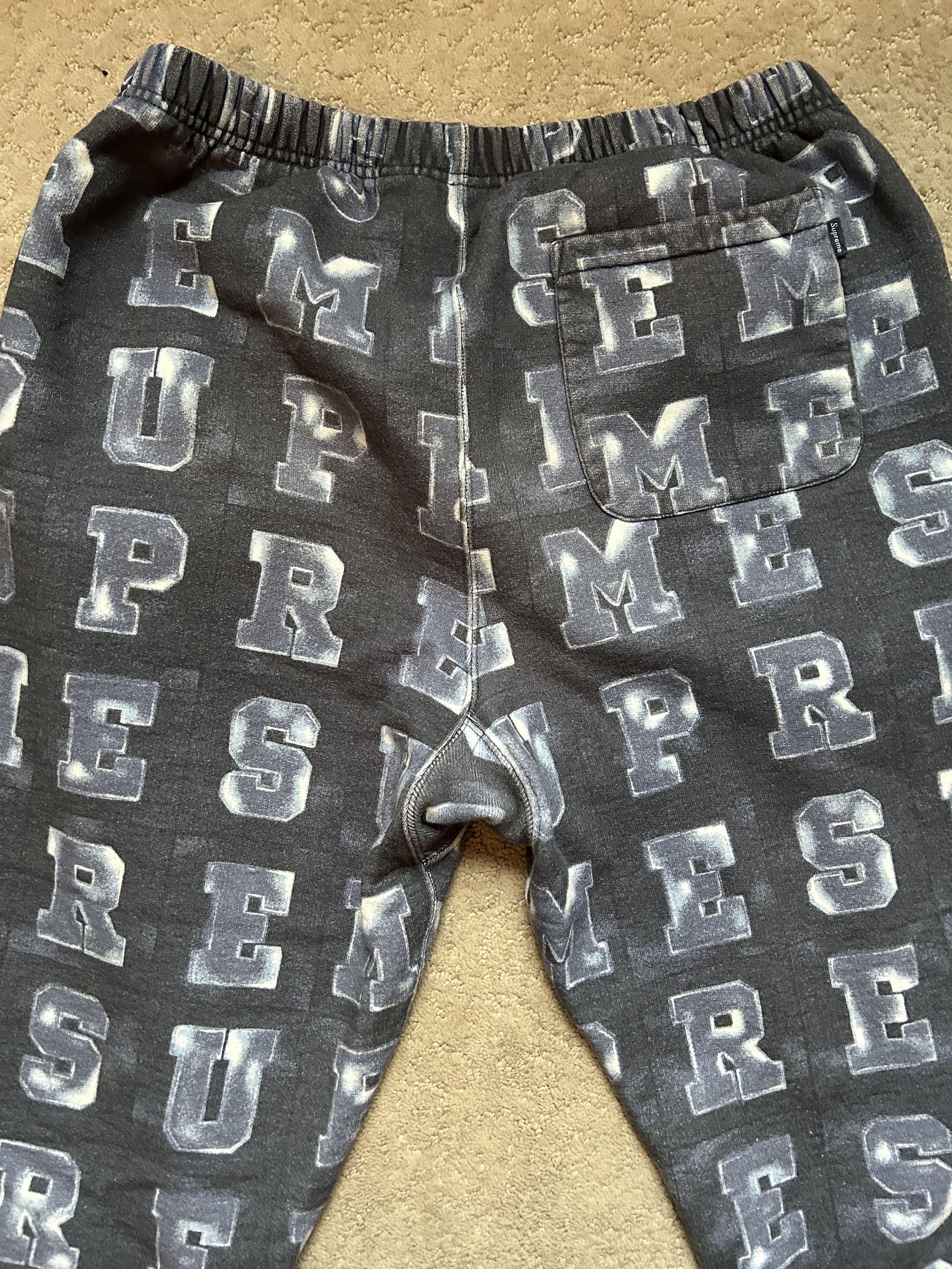 Supreme Supreme Navy Blue Sweatpants Size US 30 / EU 46 - 3 Thumbnail