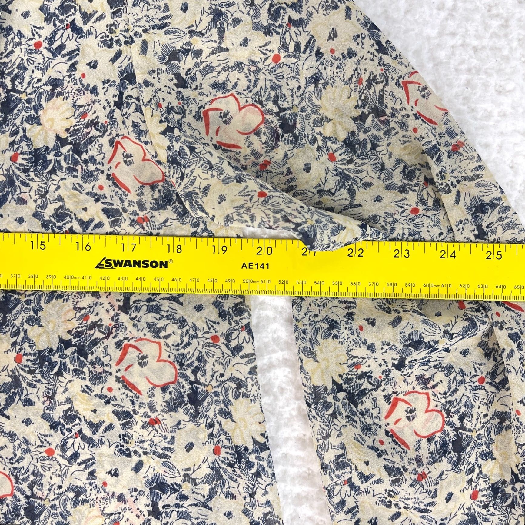 Needles Pins and Needles Floral Print Button-Up Shirt Womens Long Sleeve M Ivory Blue Pattern Floral Size M Womens Size M / US 6-8 / IT 42-44 - 7 Thumbnail