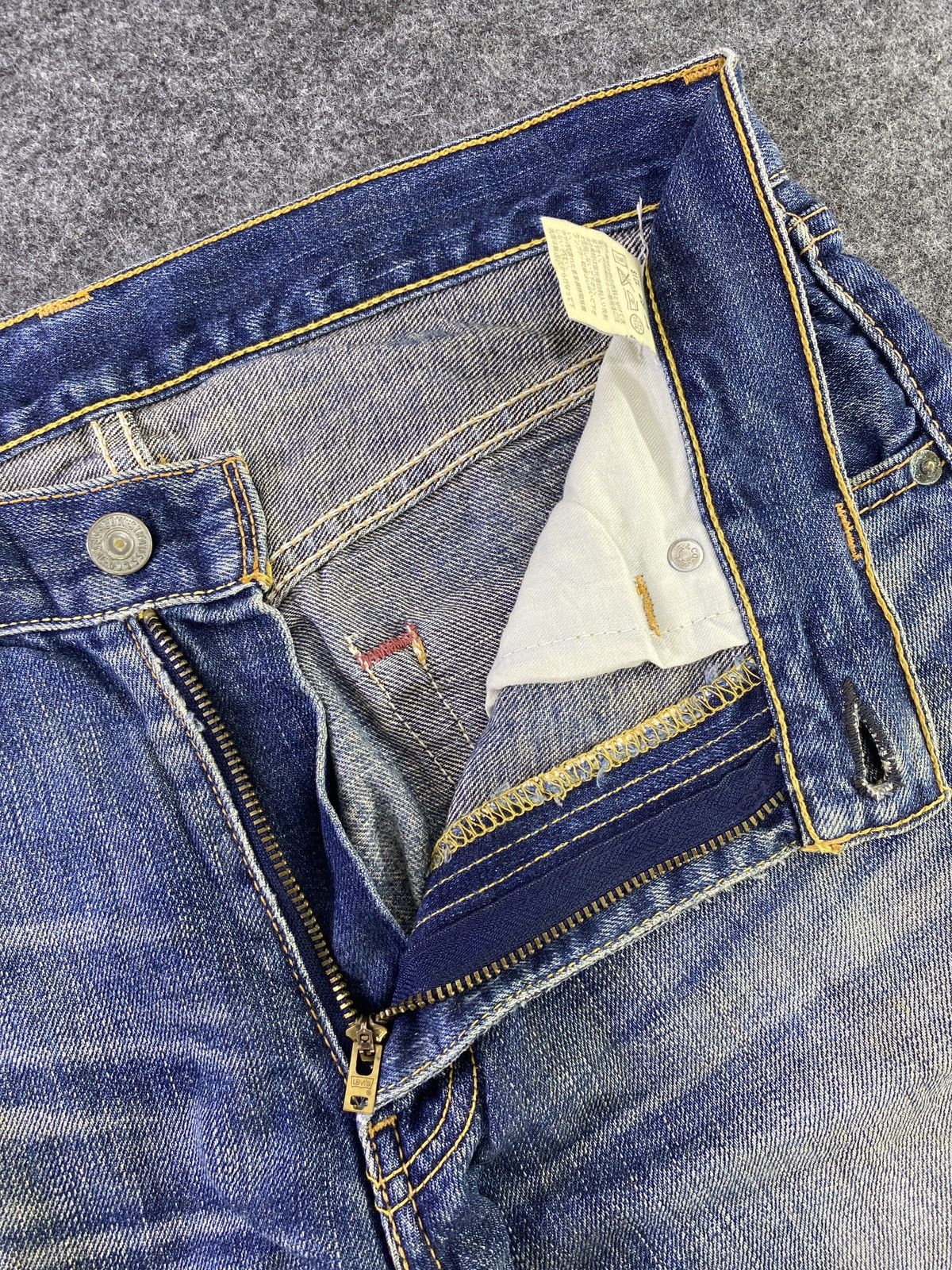 Levi's Vintage Levi's 703 Distressed Blue Wash Jeans - J847 Size US 31 - 4 Thumbnail