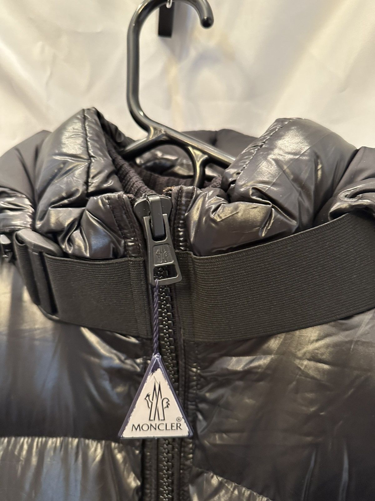 Craig Green × Moncler MONCLER X CRAIG GREEN BROOK GIUBBOTTO MENS BLACK DOWN JACKET Size US L / EU 52-54 / 3 - 3 Thumbnail