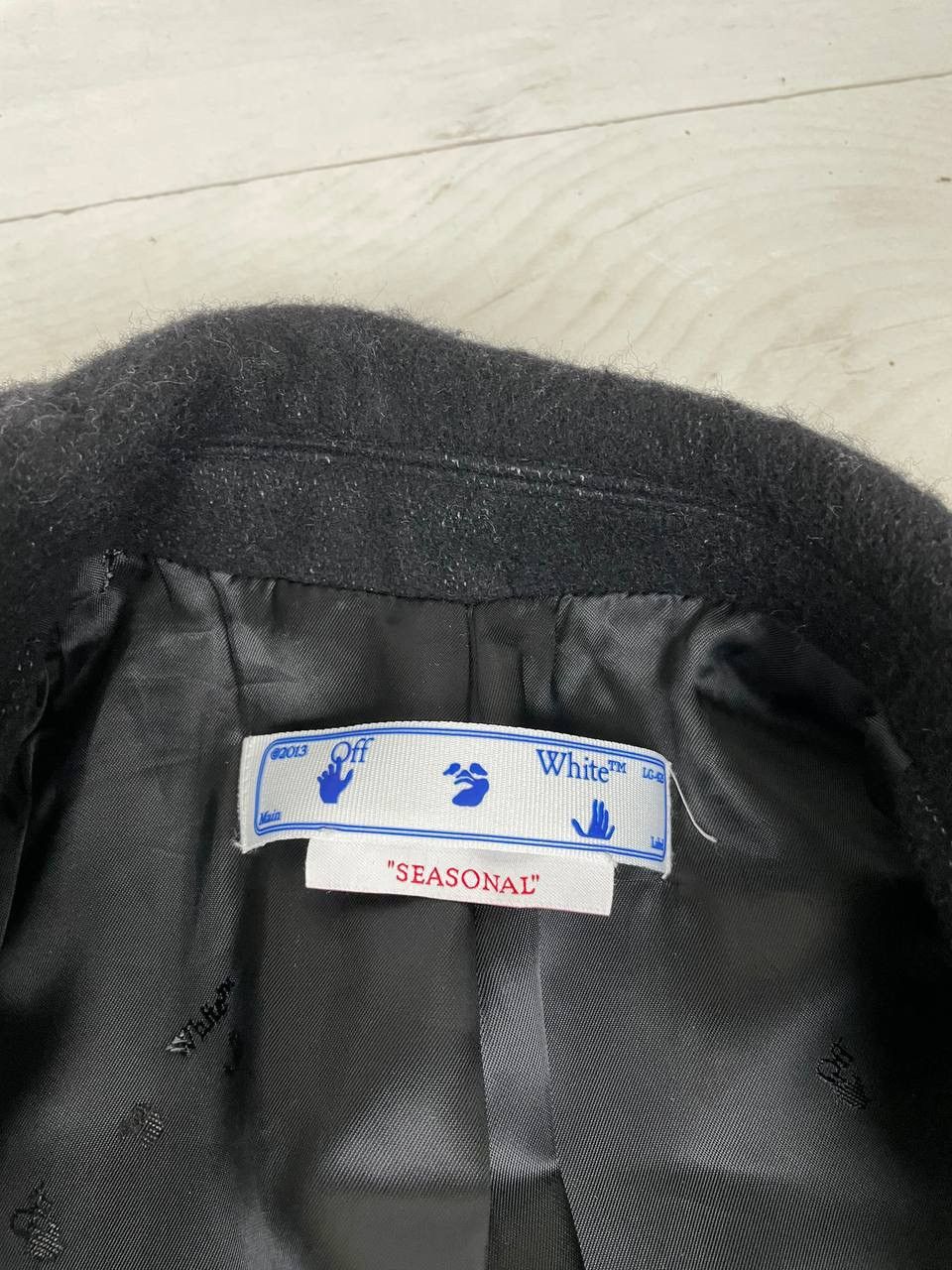 Off-White Off White Coat Wool Pattern Graffiti Size US M / EU 48-50 / 2 - 9 Thumbnail