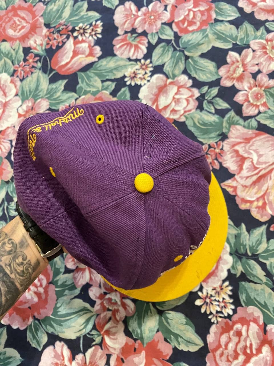 Mitchell & Ness Hats Vintage Mitchell & Ness big logo Lakers Cap Y2K Size ONE SIZE - 10 Thumbnail