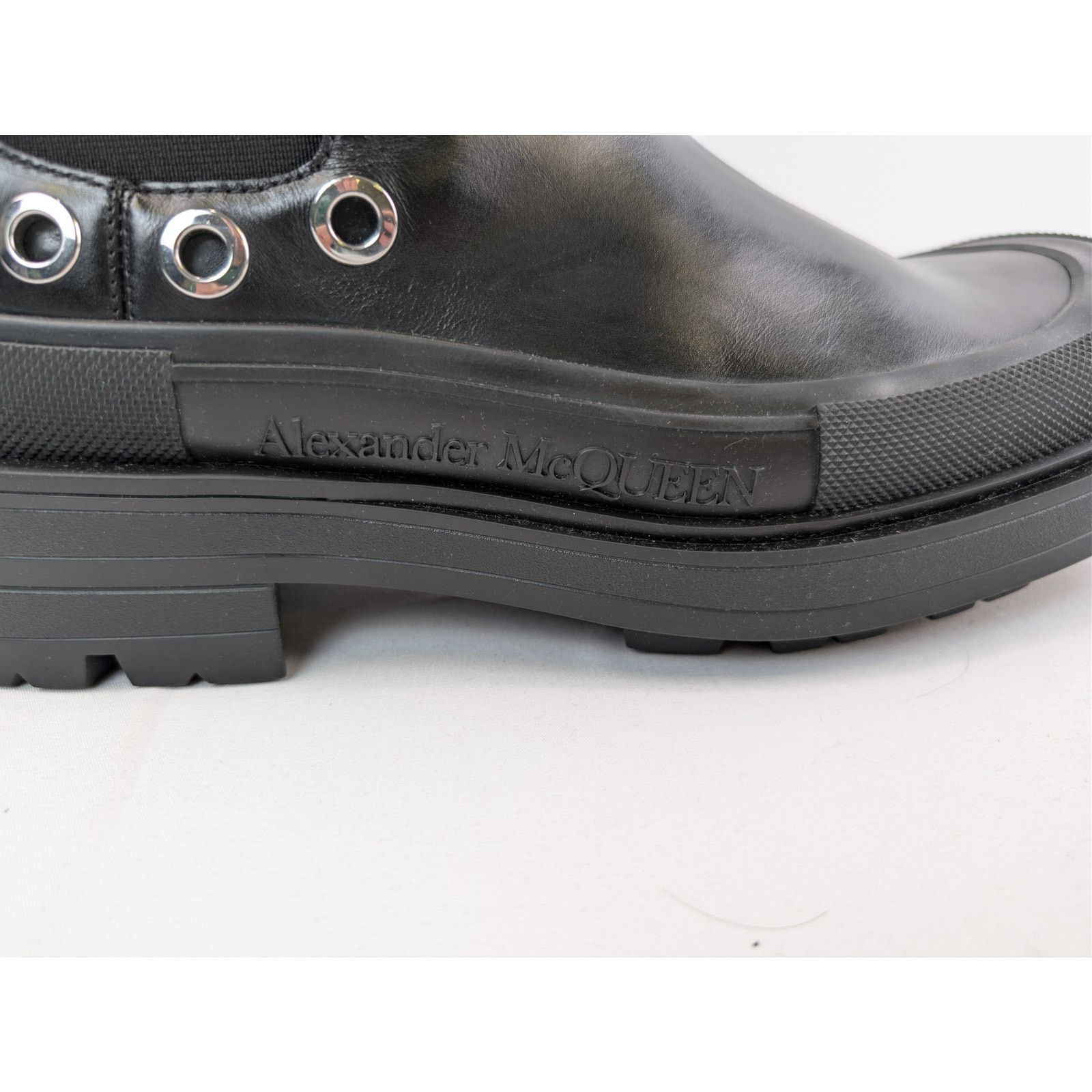 Alexander McQueen o1rshd1 Hardware Shoe Chelsea Boots in Black/Silver Size US 11 / EU 44 - 6 Thumbnail