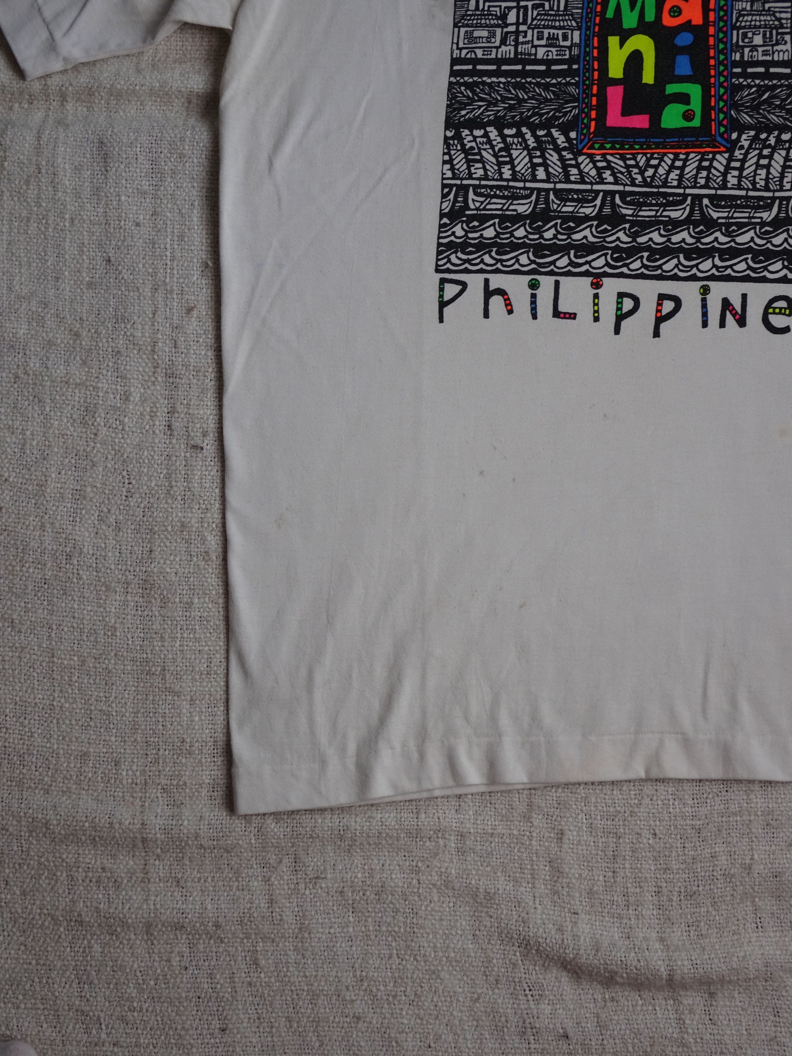 Vintage Vtg 90s Single Stitch Manila Island Spice Graphic Tee Size US L / EU 52-54 / 3 - 4 Thumbnail