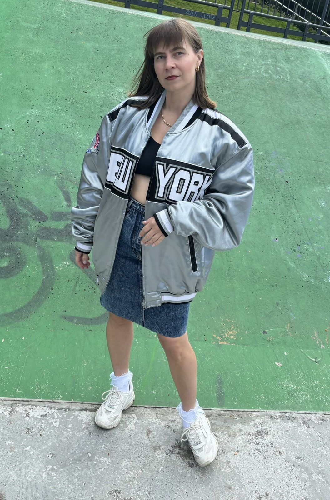 Vintage 90s Vintage Bomber Puffer Silver Satin in size XL Size US XL / EU 56 / 4 - 5 Thumbnail