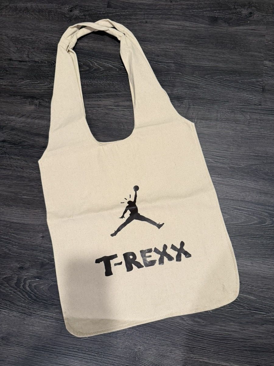 Jordan Brand × Travis Scott Travis Scott x Jordan brand “cactuscon” t-rexx tote bag Size ONE SIZE - 2 Thumbnail