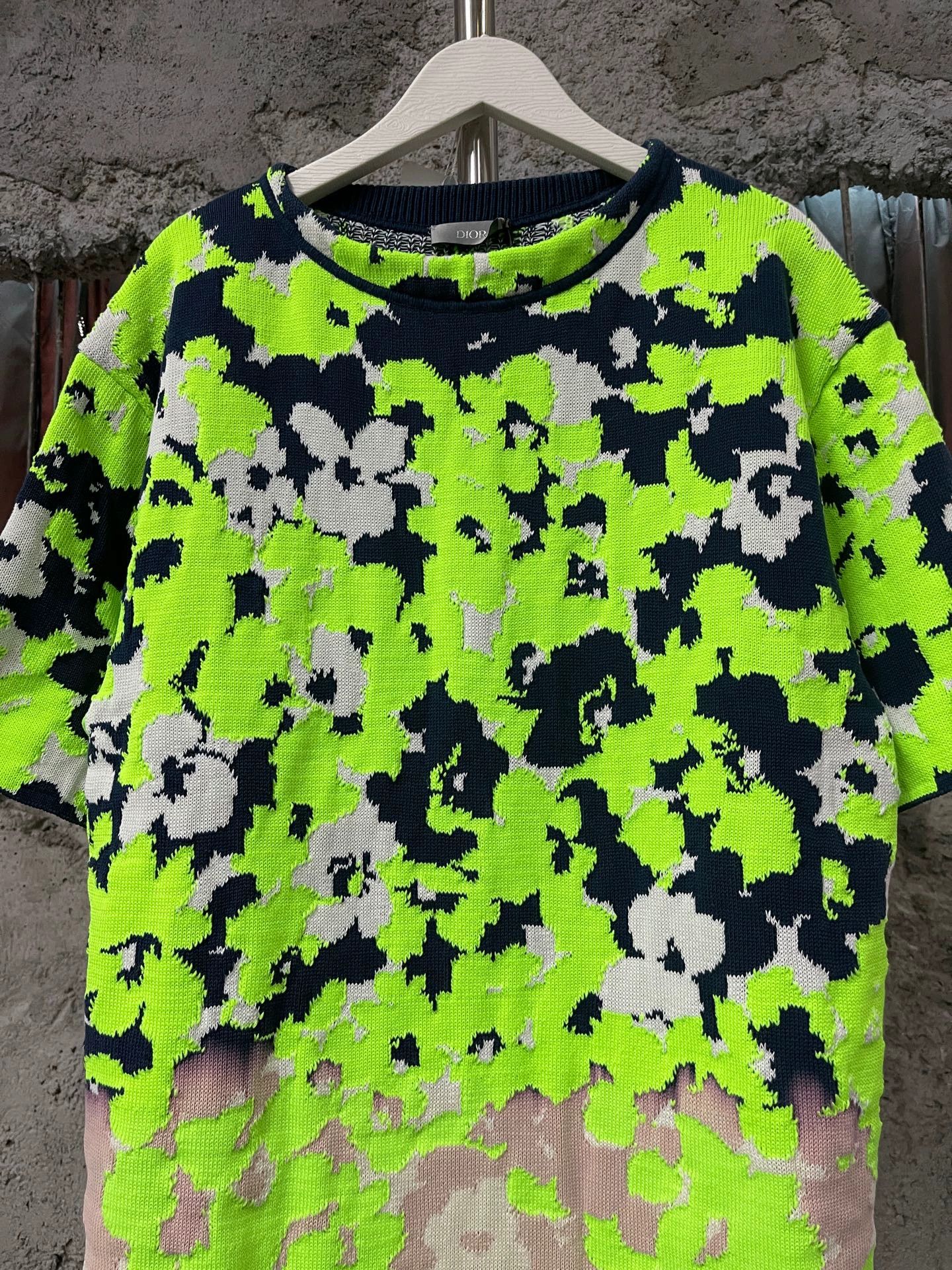 Dior Dior women's floral short-sleeve sweater xs Size XS / US 0-2 / IT 36-38 - 3 Thumbnail