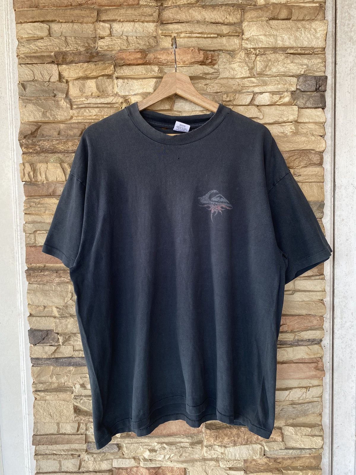 Quiksilver Vintage 90s Quiksilver Backhit Logo Surfing Tees Distressed Size US XL / EU 56 / 4 - 2 Thumbnail