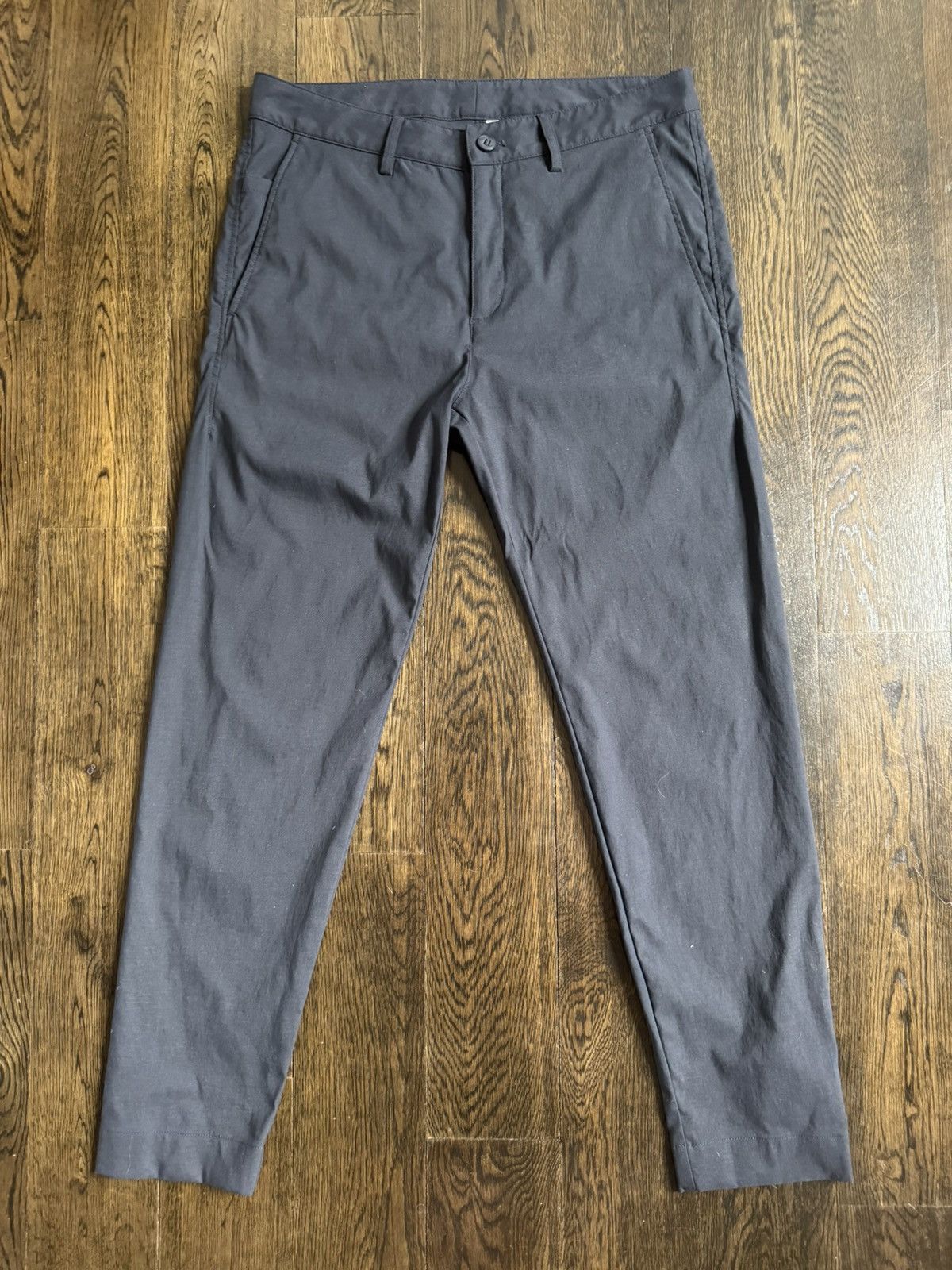 Outlier Futuredarts - Dark Navy Size US 32 / EU 48 - 1 Thumbnail