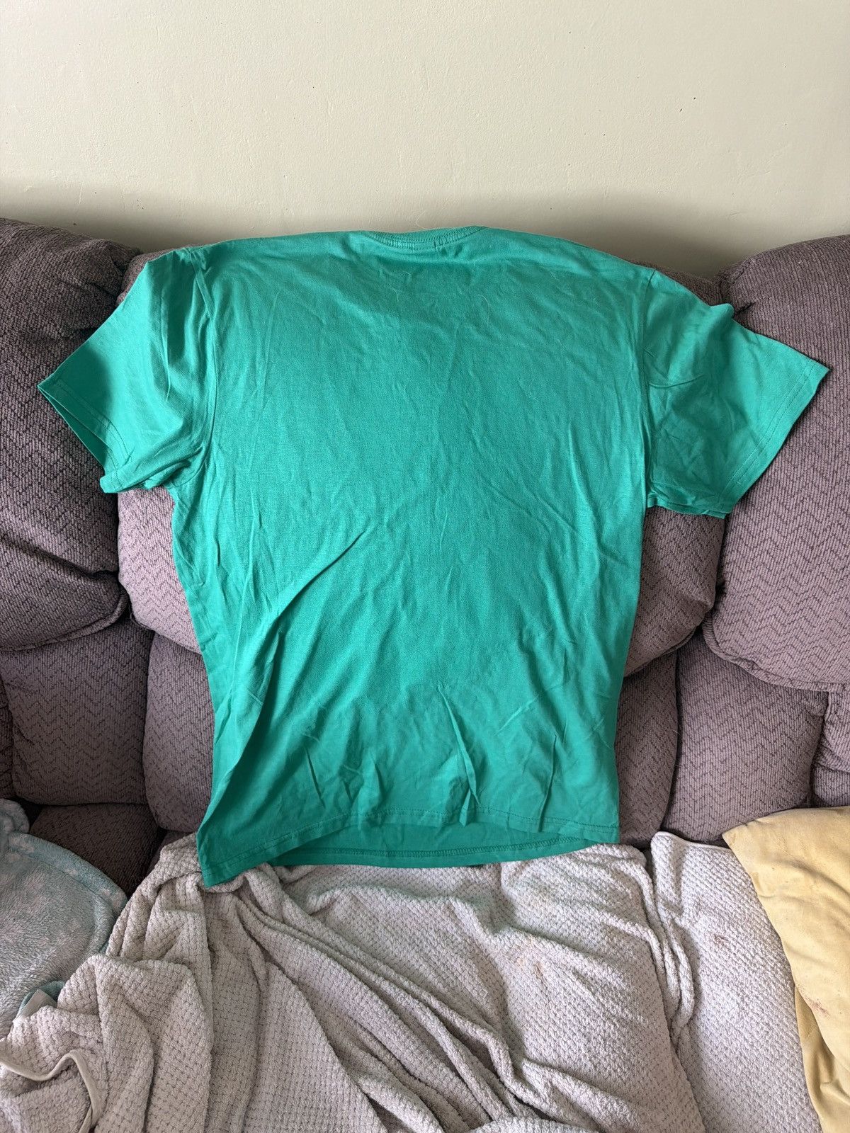 Gildan Gildan Softstyle McDonald’s Grinch Happy Meal Tee Size US M / EU 48-50 / 2 - 4 Thumbnail