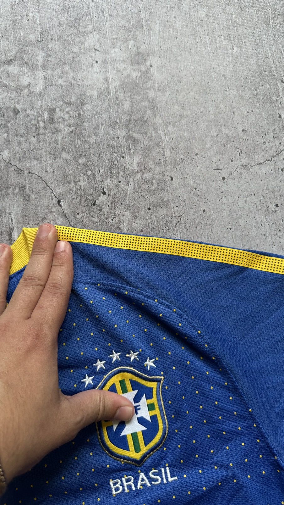 Nike 2010/11 Nike Brazil National Team Vintage Away Soccer Jersey Size US M / EU 48-50 / 2 - 12 Thumbnail