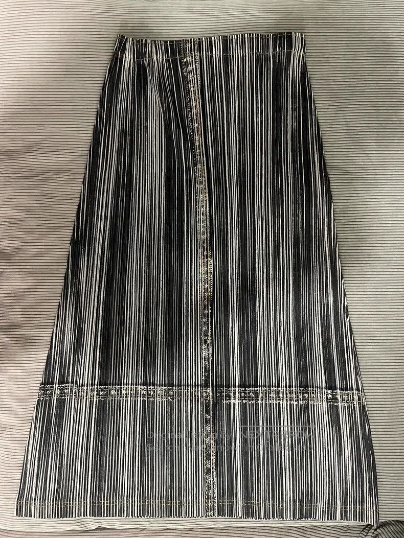 Issey Miyake Issey Miyake size:3 Striped Denim Black & White Skirt Size 22" - 1 Thumbnail