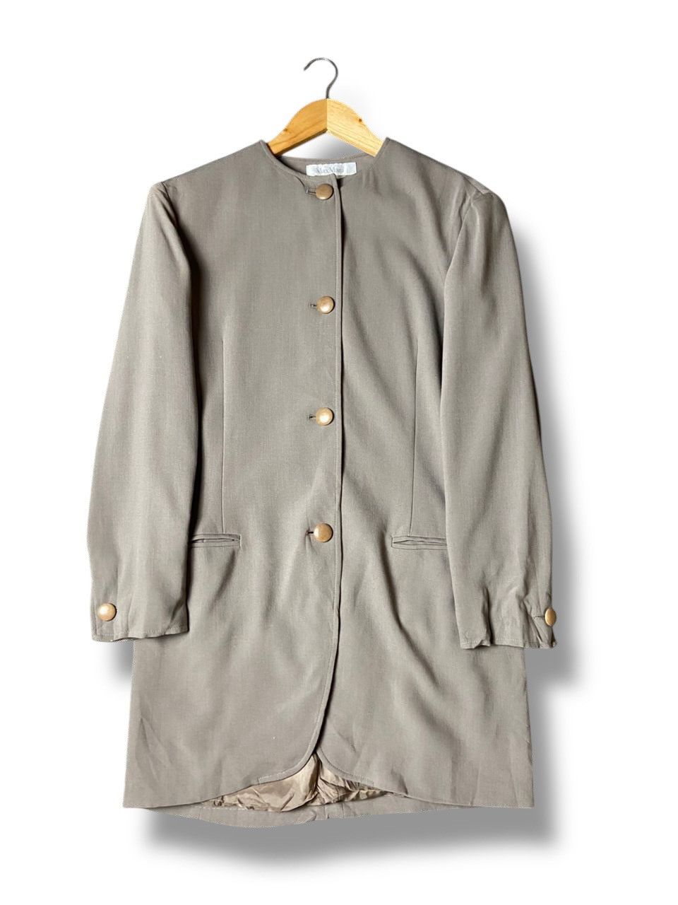 MaxMara Japanese Brand Buttoned Jacket (123)