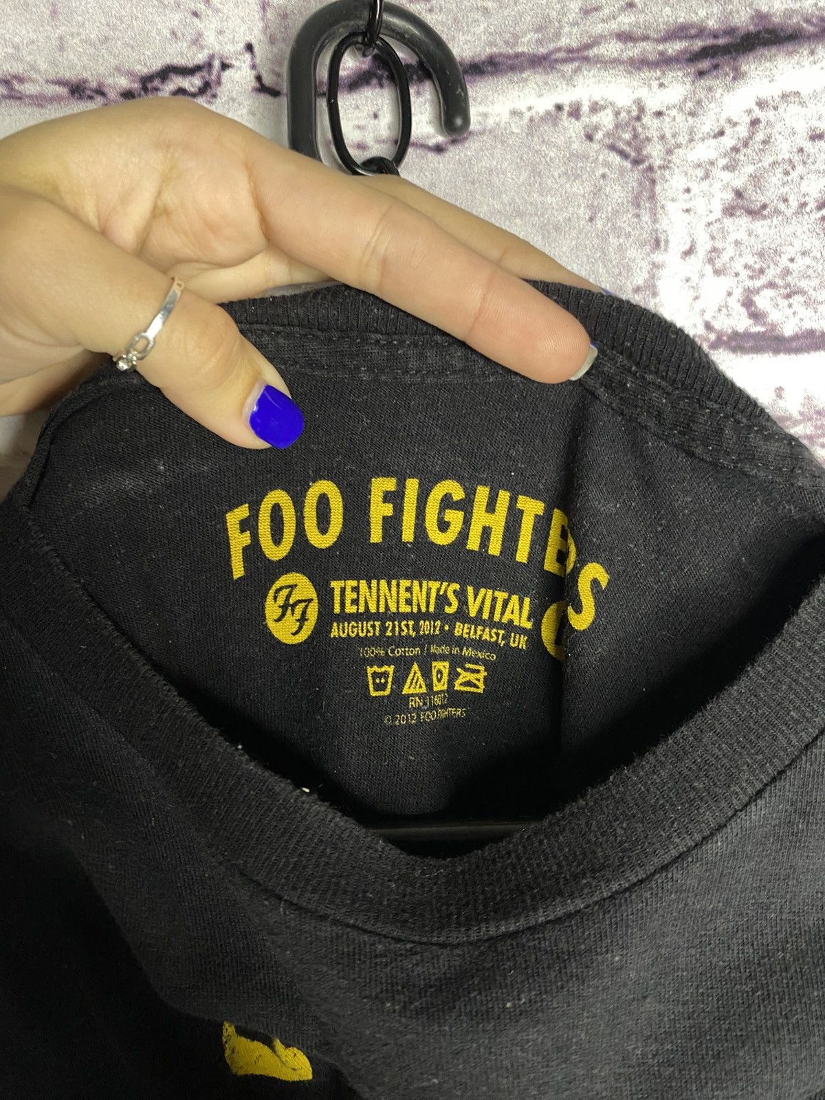 Band Tees Men's T-Shirt Foo Fighters Rock Band Tee Vintage Size US M / EU 48-50 / 2 - 7 Thumbnail