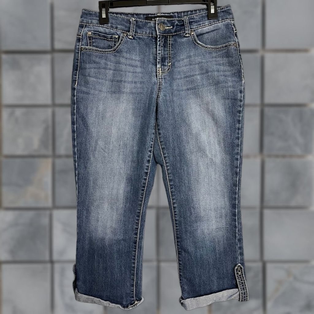 Nine West Nine West Jeans Womens Cropped Denim Mid Rise 31 in Waist Blue 4 Regular Cotton Blend 5-Pocket Design Belt Loops Adult Womens Size 27" / US 4 / IT 40 - 1 Thumbnail