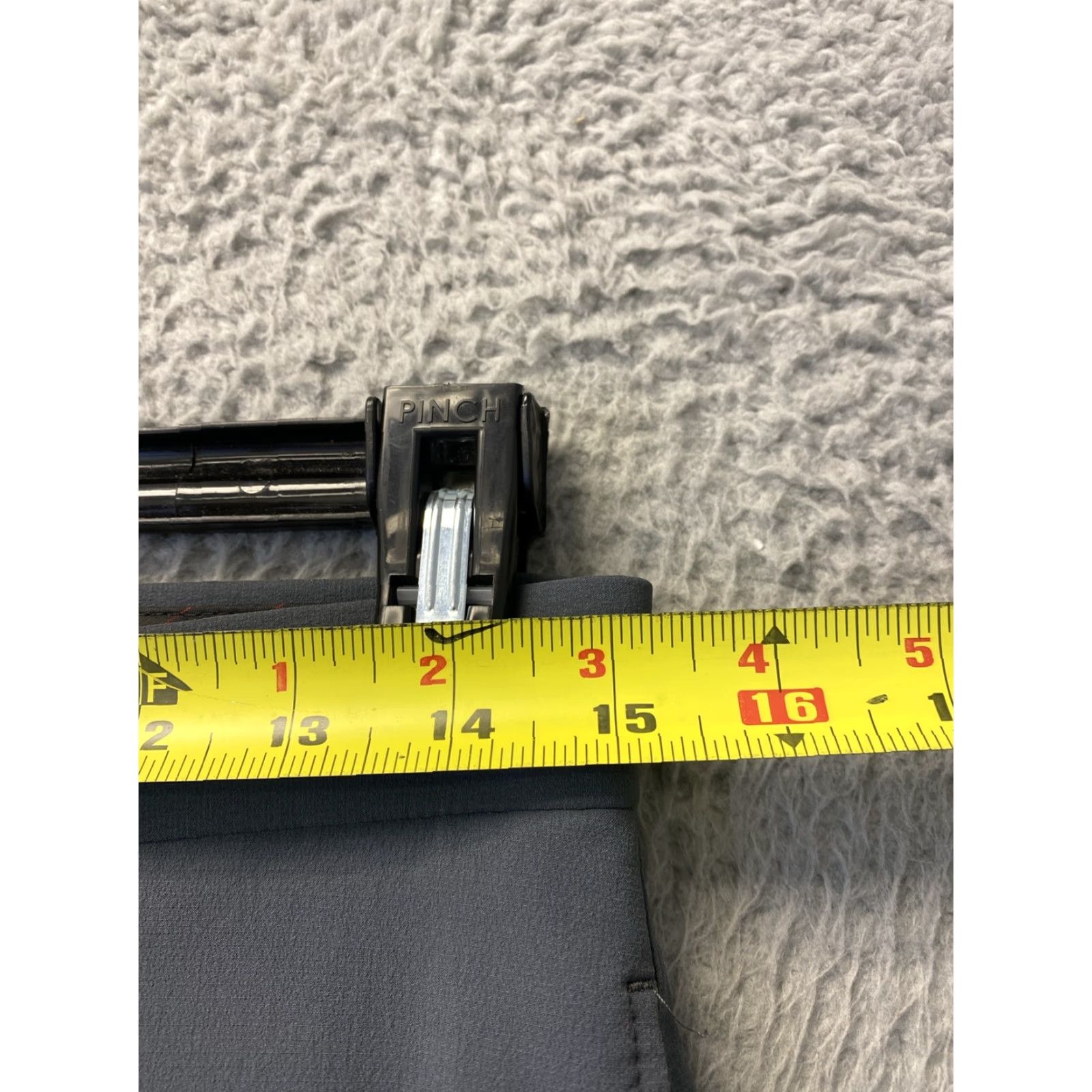 Calvin Klein Calvin Klein Golf Mens 30x30 Slim Straight Leg Pants Gray /114-44 Size US 30 / EU 46 - 3 Thumbnail