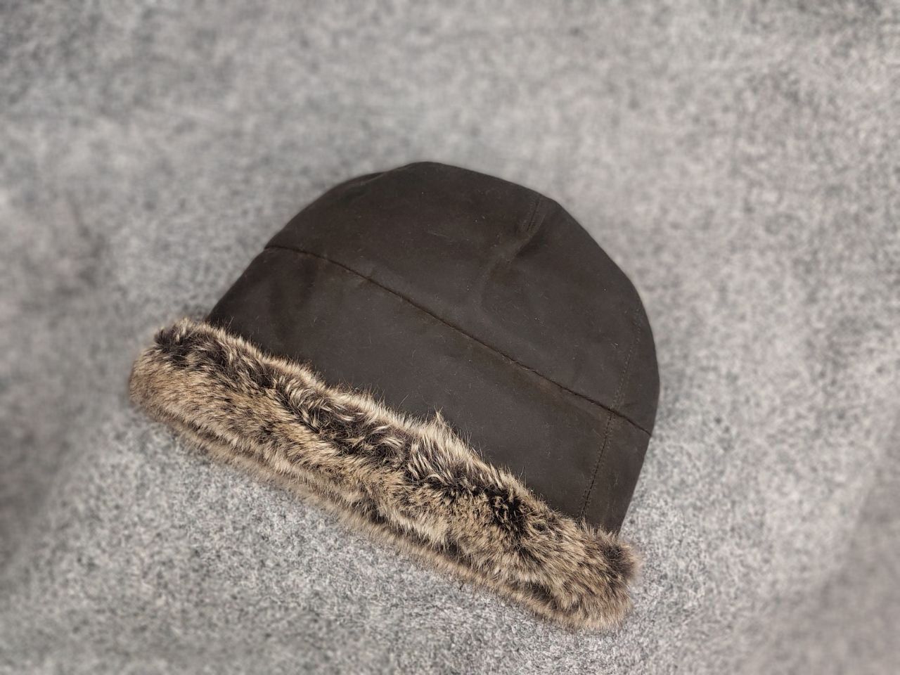 Barbour Barbour Ambush Waxed Unisex Hat Faux Fur Olive Fleece Lining Size ONE SIZE - 17 Thumbnail