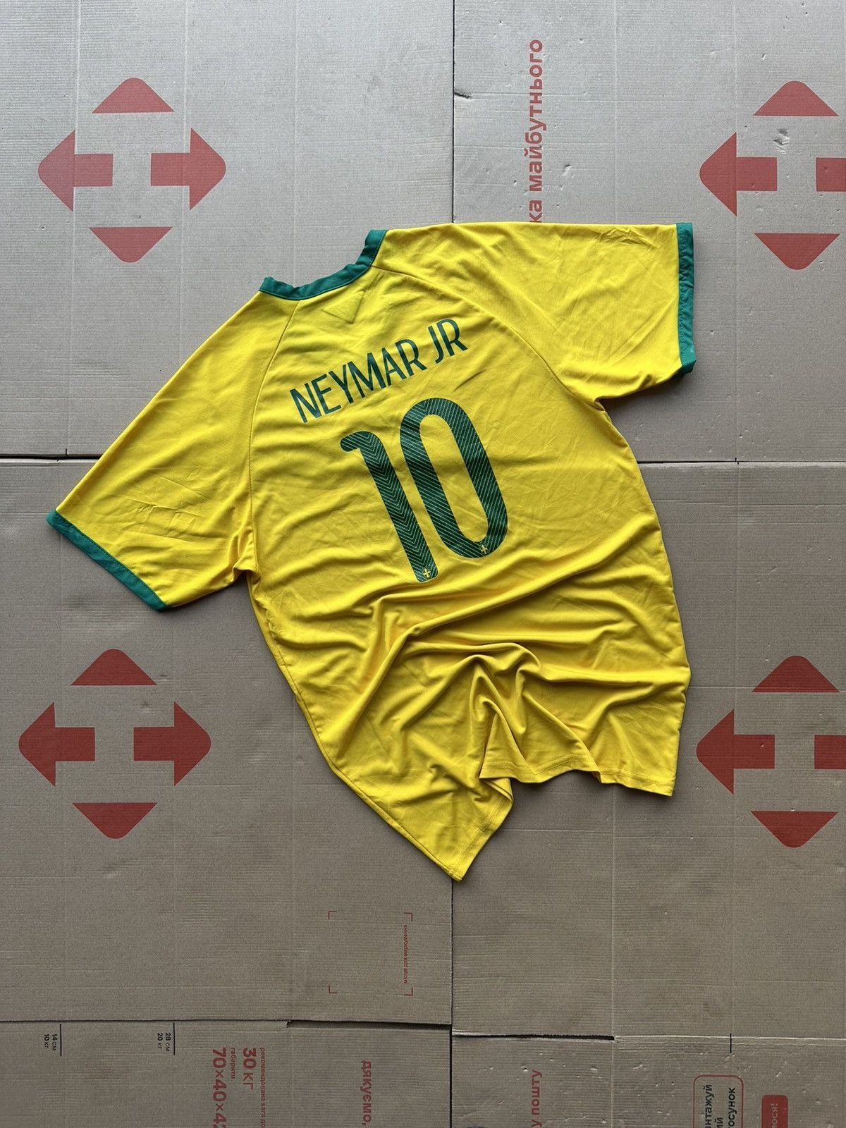 Vintage Crazy Y2K Brazil Soccer Jersey Neymar JR T-Shirt Blockcore Size US L / EU 52-54 / 3 - 2 Thumbnail