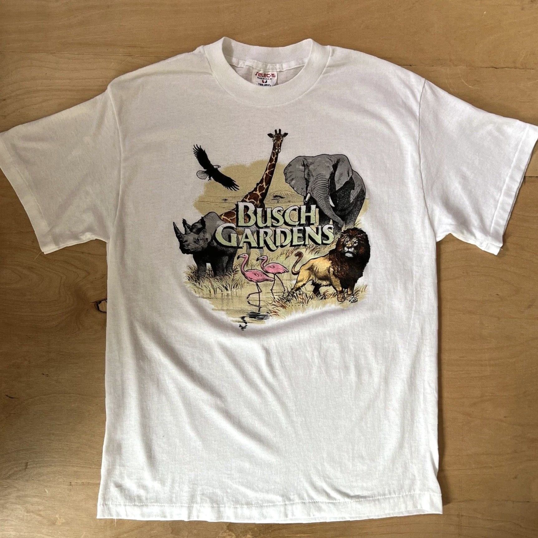 Vintage VINTAGE Busch Gardens Shirt XL White 80s Tampa Bay Florida Nature Lion Rhino Mens Short Sleeve Crew Neck Cotton T-Shirt USA 90s Size US XL / EU 56 / 4 - 2 Thumbnail