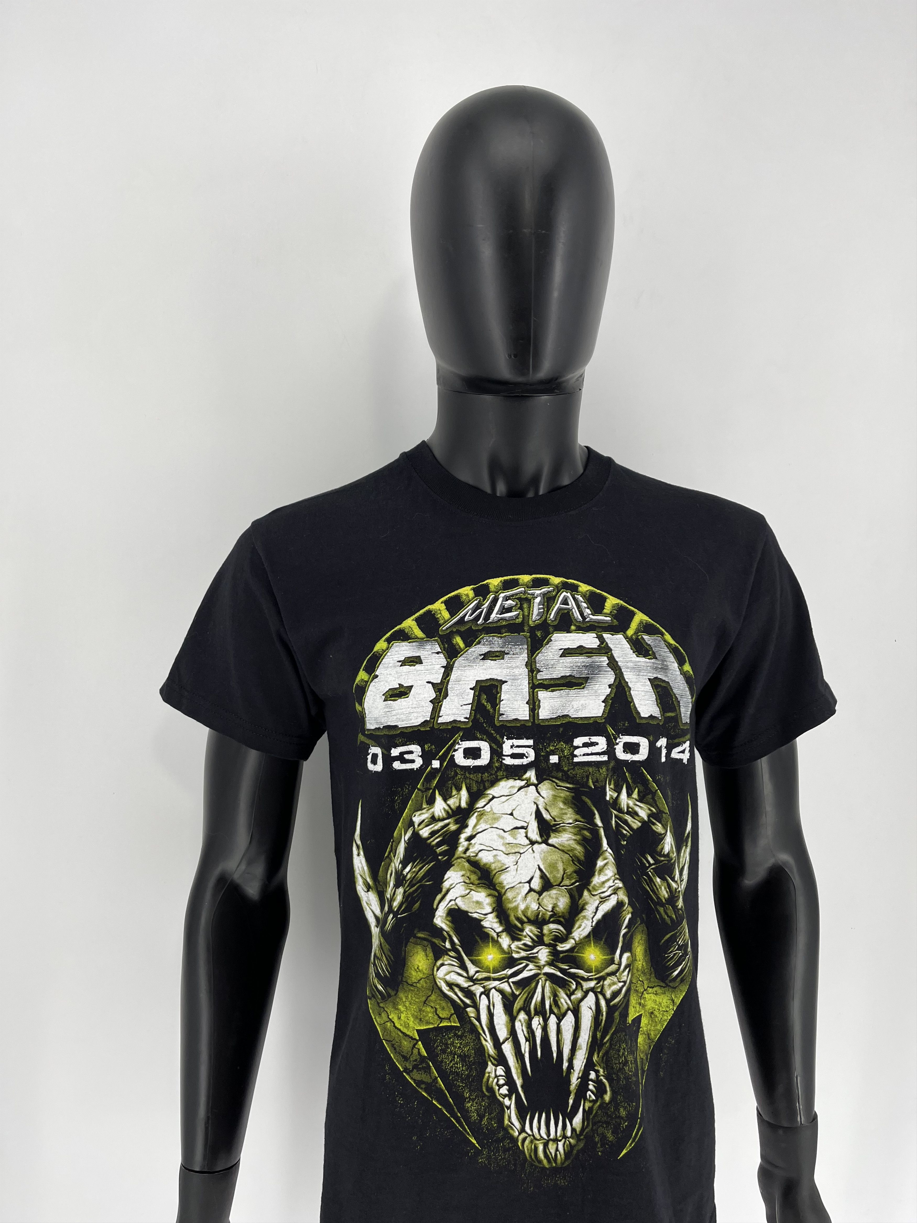 Band Tees Vintage Y2K T-Shirt METAL BASH 2014 Size US M / EU 48-50 / 2 - 3 Thumbnail